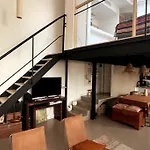 Loft Familial Avec Grand Jardin Verdoyant